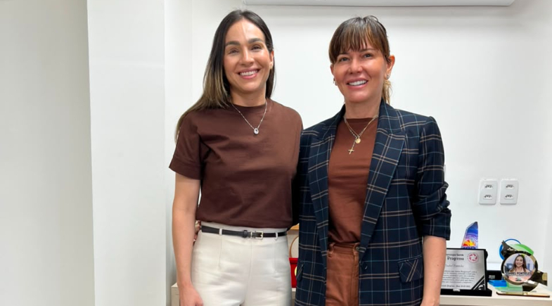 Prefeita Ivanária Sampaio se reúne com Isabel Fonteles para discutir ações voltadas à primeira infância