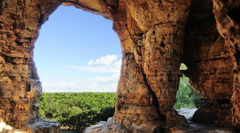 Pedra do Castelo: formação rochosa surpreende visitantes no interior do Piauí