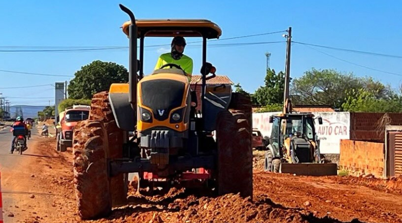 Avenida Dr. Humberto Paixão começa a ganhar nova estrutura em São Raimundo Nonato; confira 