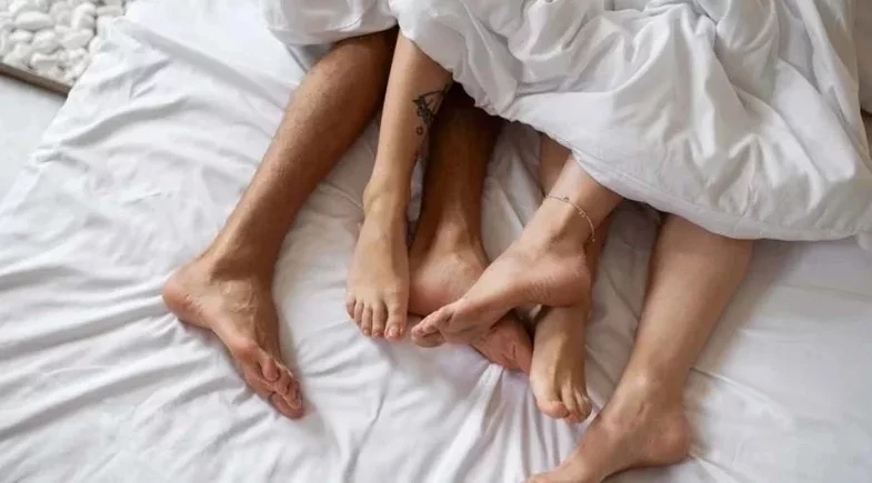 Ninguém sobra! Essas são as melhores posições para quem gosta de sexo a 3