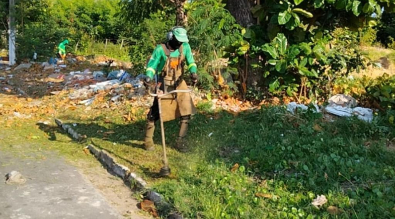 Mais limpeza: Parnaíba reforça manutenção de vias e espaços públicos