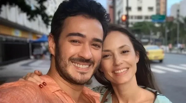 Rosanne Mulholland e Marcos Veras anunciam fim de casamento: “Momento de dor”