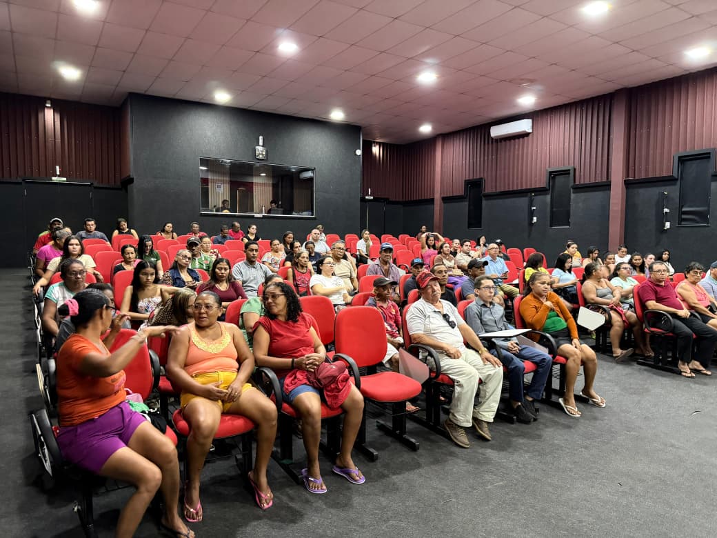 Prefeitura de São João do Arraial e Sead entregam registros de imóveis a moradores do bairro Liberdade - Imagem 3