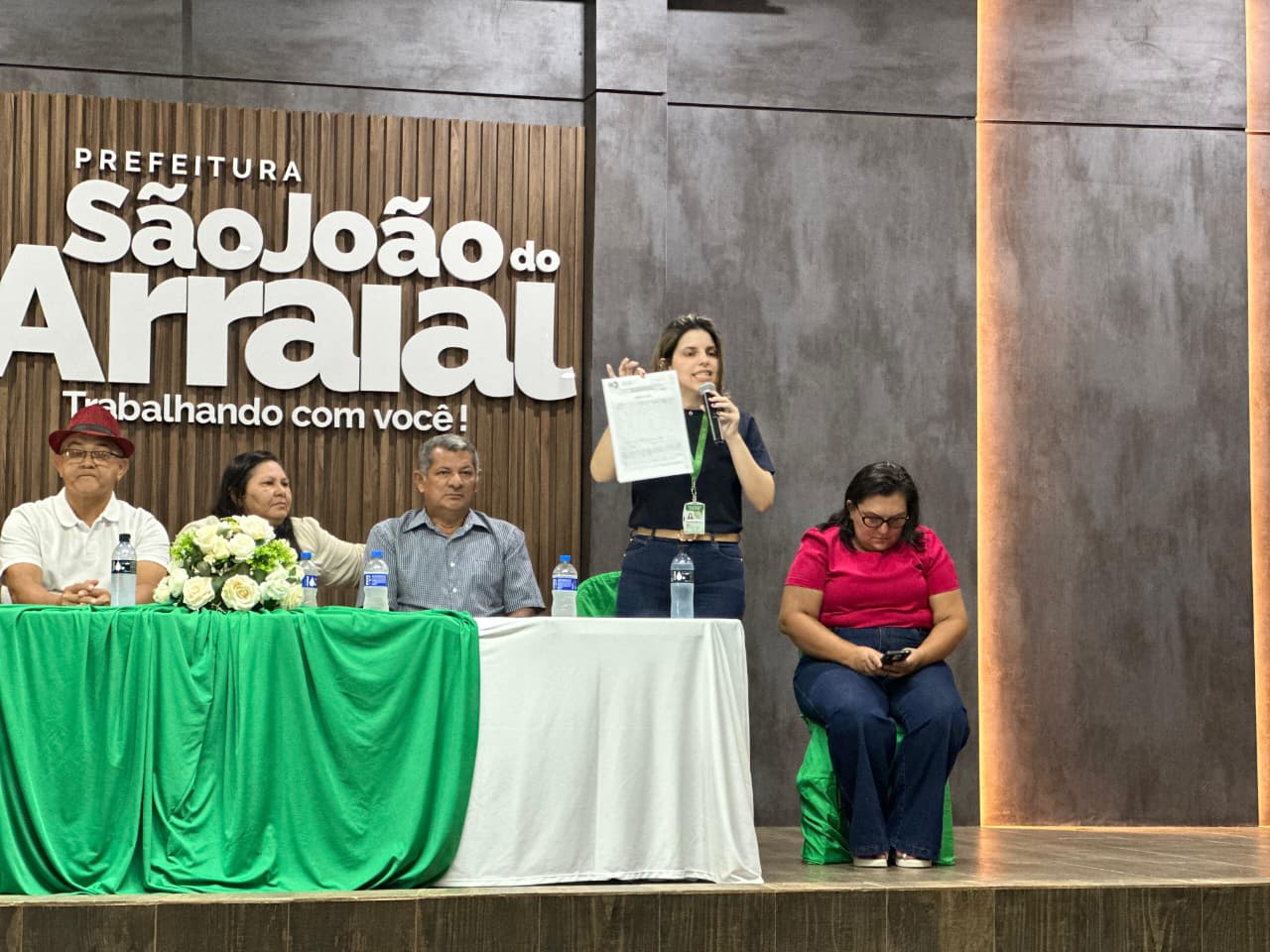 Prefeitura de São João do Arraial e Sead entregam registros de imóveis a moradores do bairro Liberdade | Divulgação/Ascom