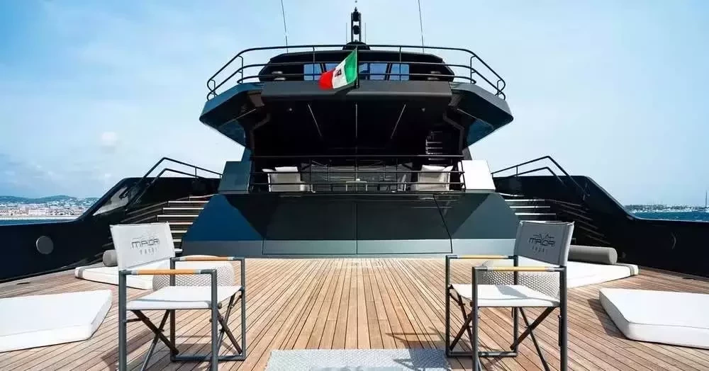 Megaiate de Virginia e Vini Jr. em Ibiza custa R$ 97 milhões; saiba detalhes! - imagem 150424